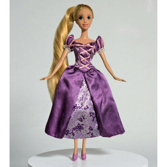 2009 Disney Rapunzel Doll Purple Dress Shoes Fashion Princess Long Blonde Hair - Picture 1 of 11